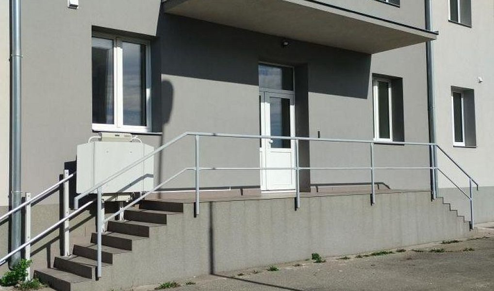 Pronájem bytu 2+1 39 m², Přerov – náhled fotky 2
