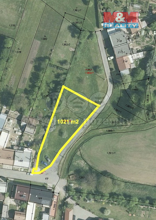 Prodej stavebního pozemku 936 m² – pohled 2