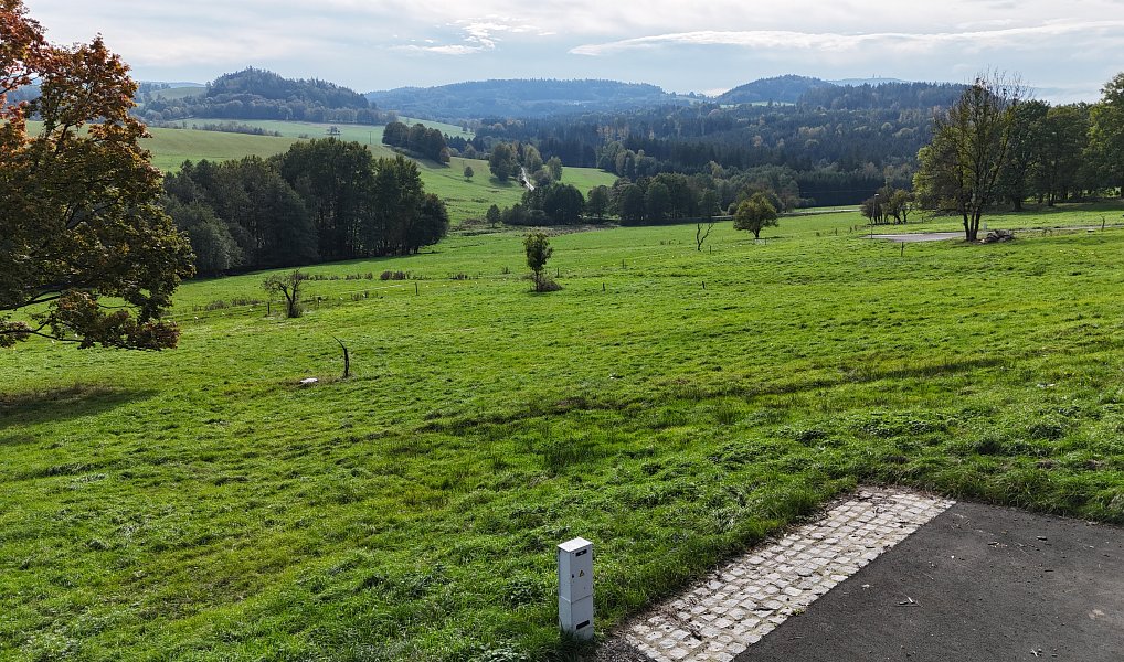 Prodej stavebního pozemku 1 565 m², Chudenín – náhled fotky 8