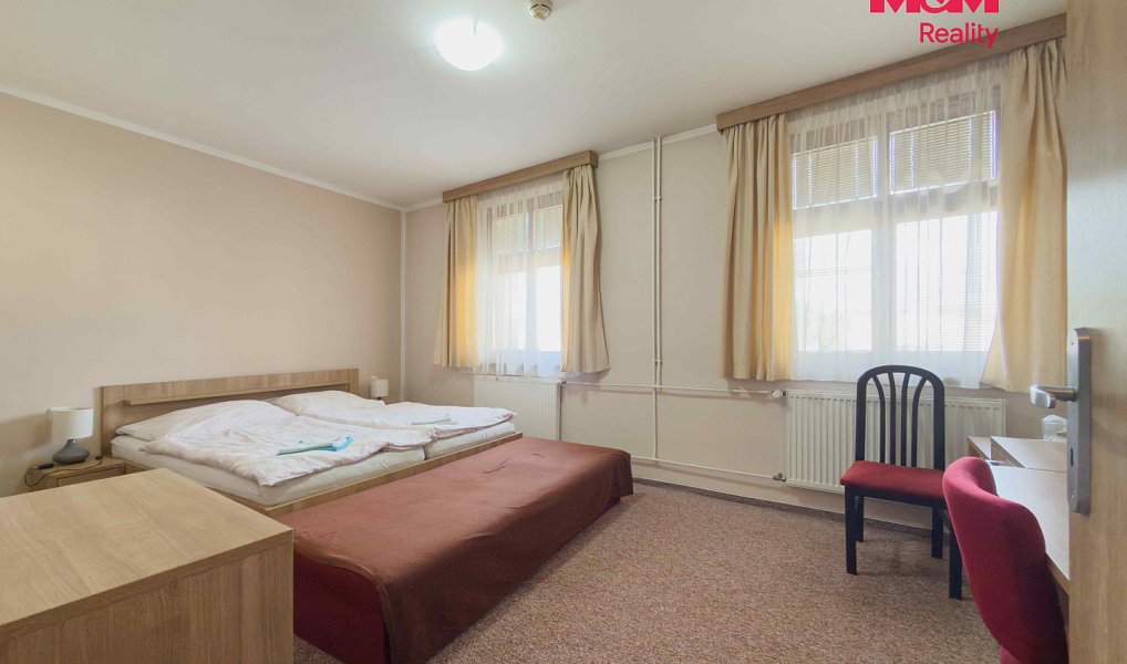 Pronájem ubytovacího objektu 650 m², Karviná – náhled fotky 20