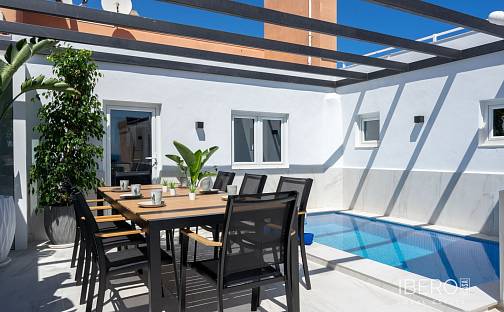 Prodej bytu 5+kk 204 m², Fuengirola, Španělsko