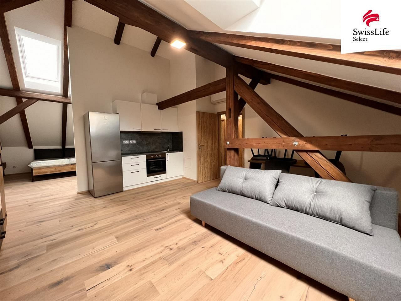Pronájem bytu 2+kk 69 m² – fotografie 3