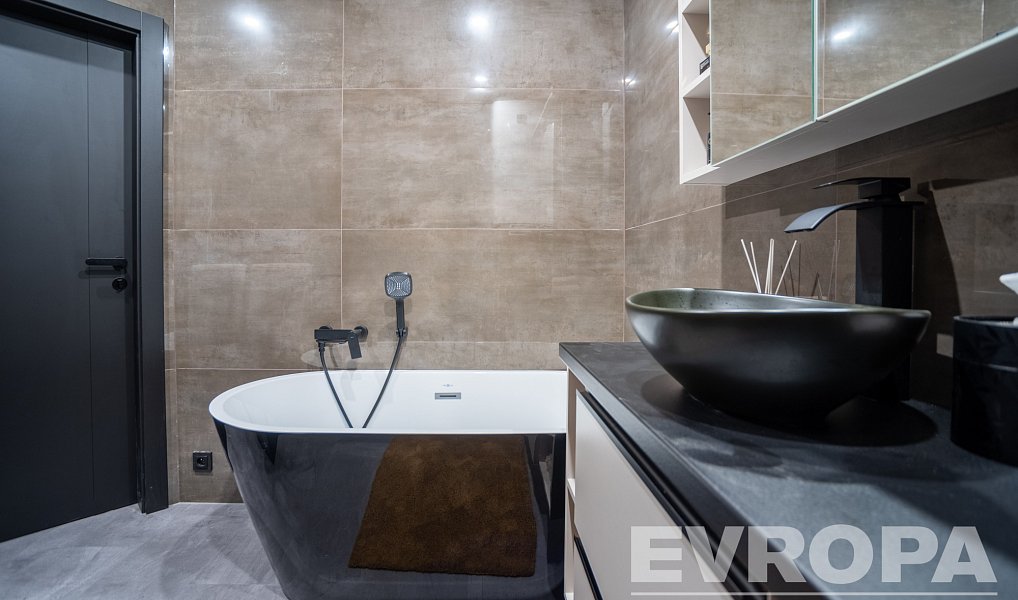 Prodej bytu 3+kk 80 m², Vochov – náhled fotky 14