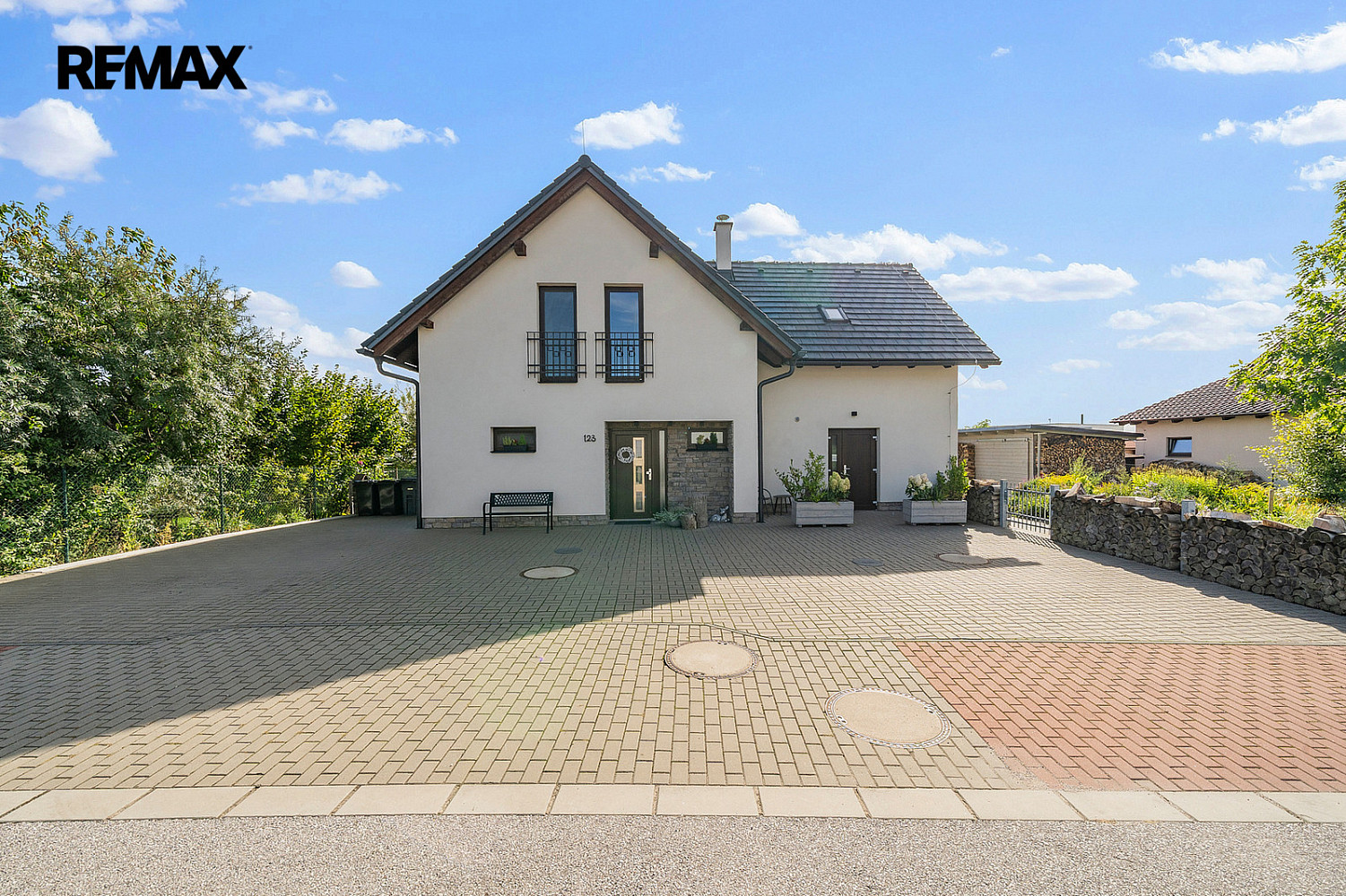 Prodej domu 215 m² s pozemkem 749 m² — photo 3