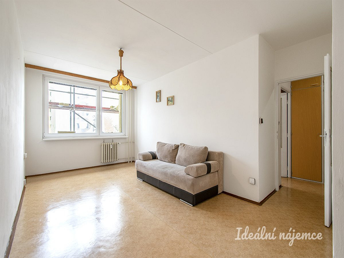 Pronájem bytu 2+kk 45 m² – fotografie 3