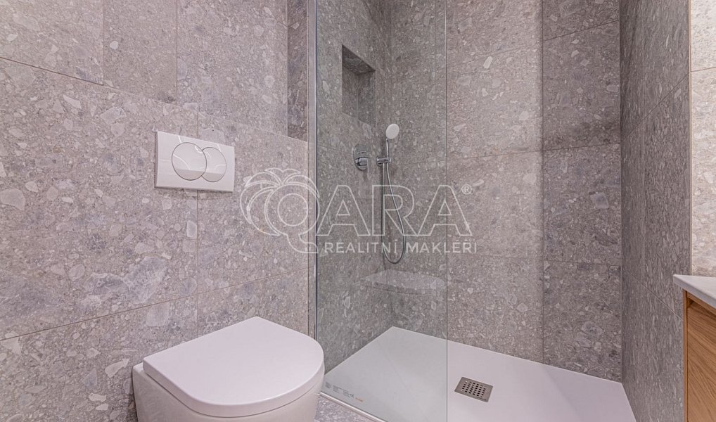 Pronájem bytu 1+kk 34 m², Praha – náhled fotky 5