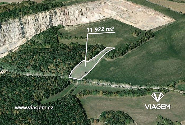 Prodej pole 2 649 m²