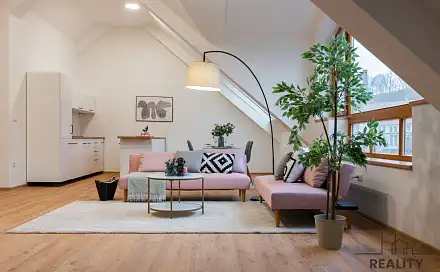 Prodej bytu 2+kk 112 m², Karlovo nám., Třebíč - Vnitřní Město