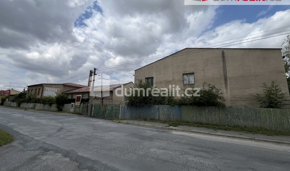 Prodej výrobních prostor 4 334 m², Velvary – náhled fotky 5