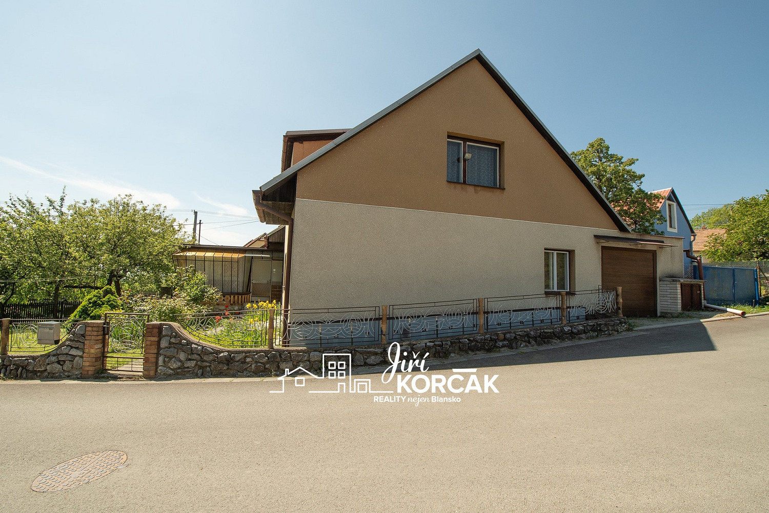 Prodej domu 201 m² s pozemkem 179 m² – fotografie 4