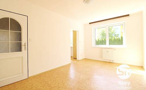 Pronájem bytu 2+1 41 m², Spojovací, Milovice - Mladá, okres Nymburk