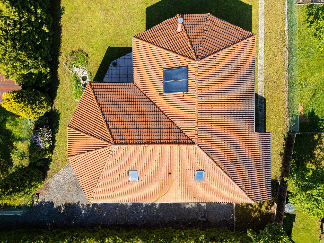 Prodej domu 155 m² s pozemkem 1 243 m² - Widok 2
