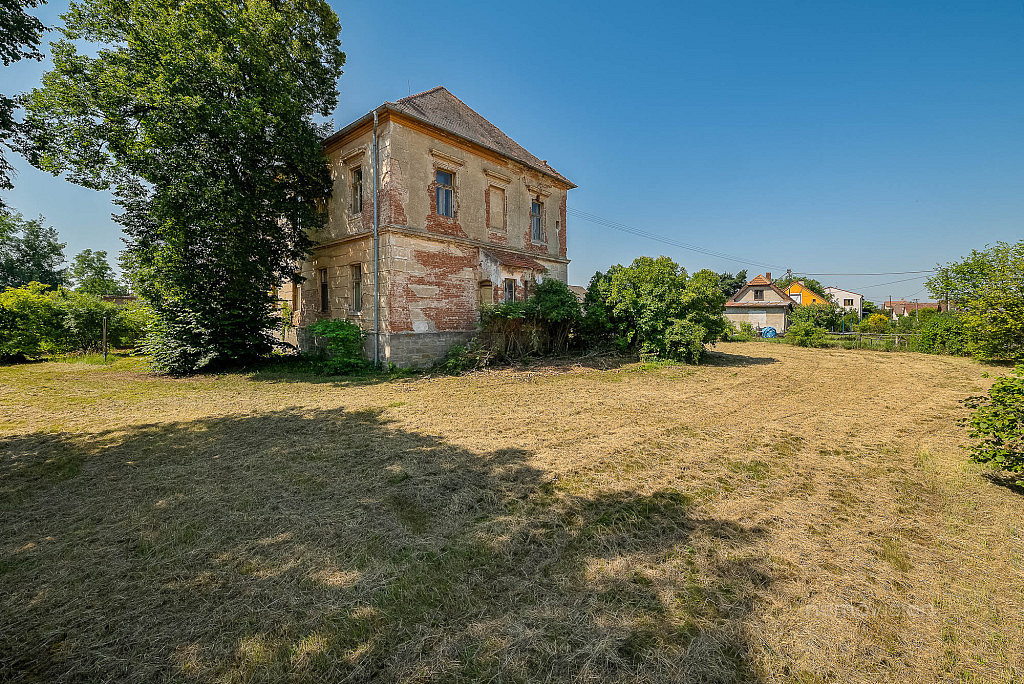 Prodej domu 500 m² s pozemkem 403 m² — photo 2