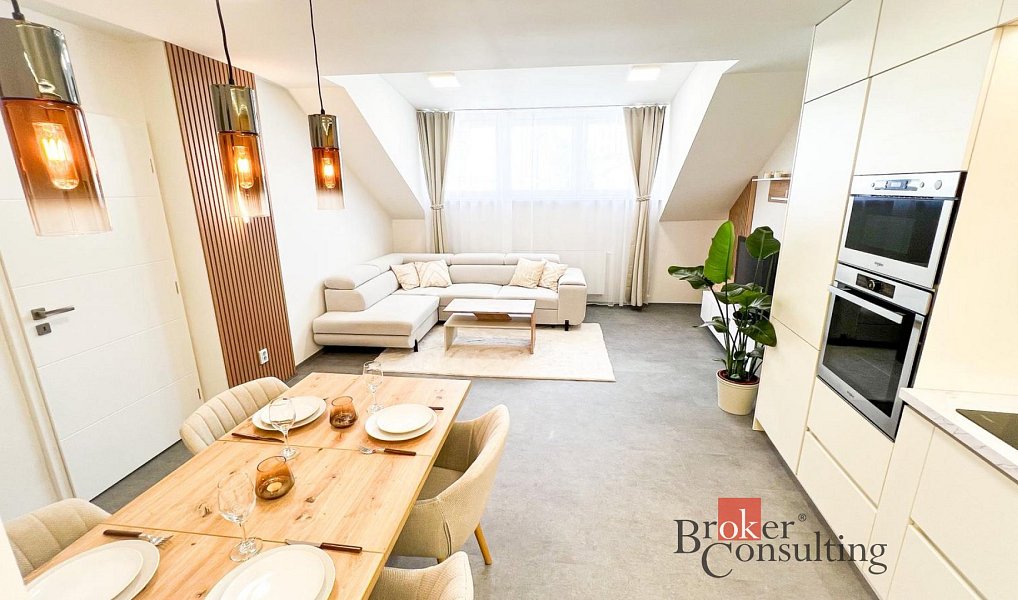 Pronájem bytu 2+kk 74 m², Praha – náhled fotky 2