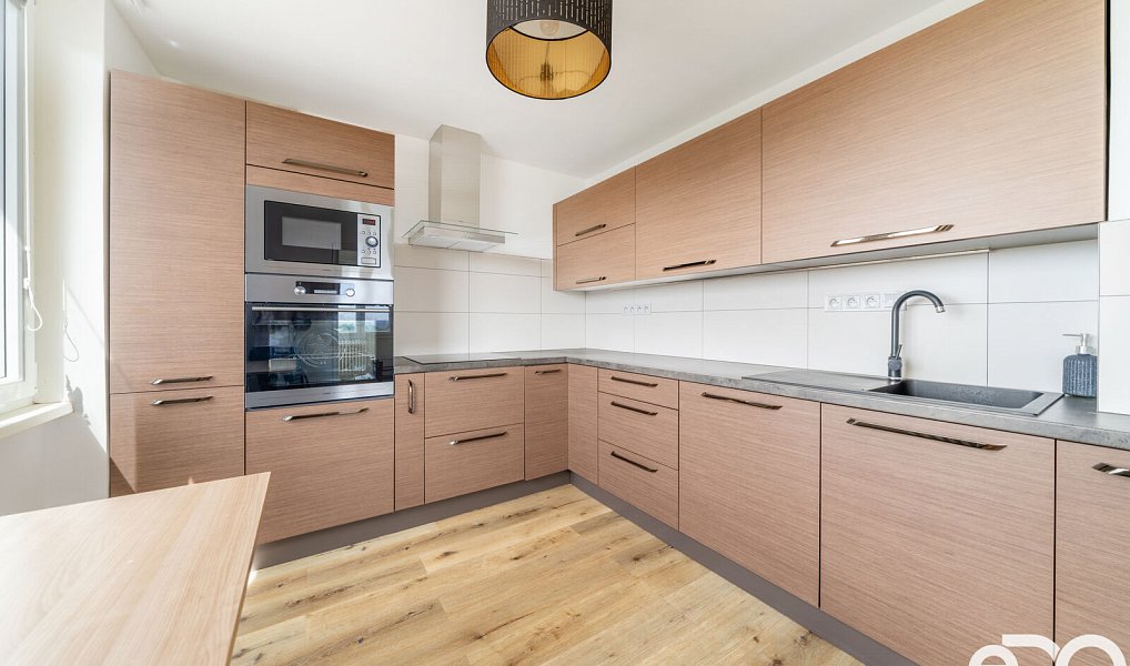 Prodej bytu 3+1 72 m², Hradec Králové – náhled fotky 4