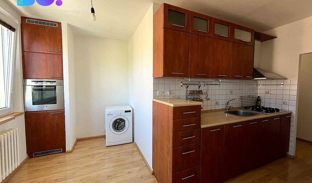 Prodej bytu 3+1 63 m², Vsetín – náhled fotky 2