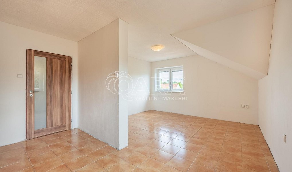 Prodej domu 362 m² s pozemkem 1 568 m², Zvánovice – náhled fotky 15