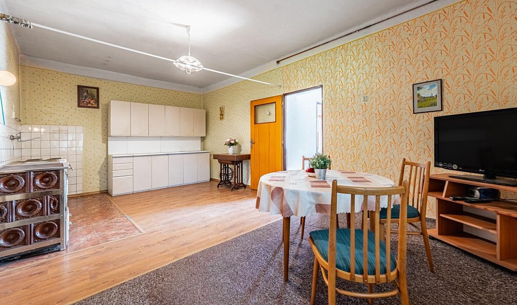 Prodej chaty/chalupy 109 m² s pozemkem 1 342 m², Lomnice nad Lužnicí – náhled fotky 8