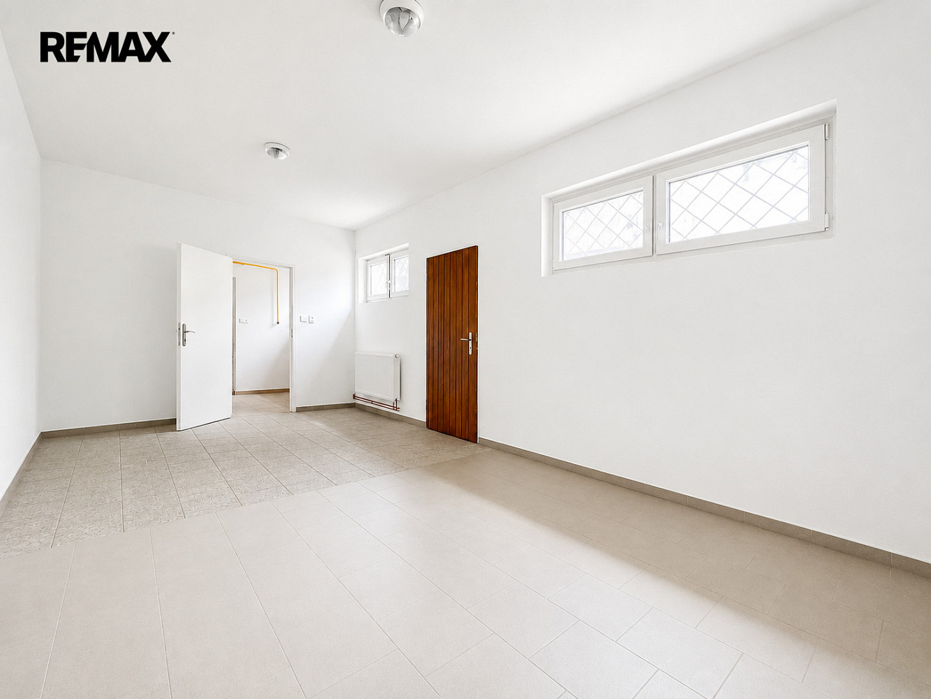 Pronájem obchodních prostor 126 m² – fotografie 5