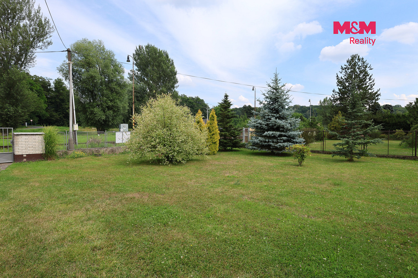Prodej domu 250 m² s pozemkem 1 522 m² — photo 2