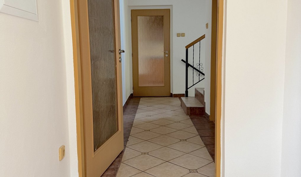 Prodej domu 184 m² s pozemkem 1 865 m², Tršice – náhled fotky 10