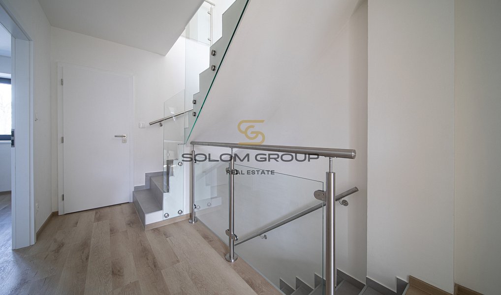 Prodej domu 208 m² s pozemkem 245 m², Praha – náhled fotky 10