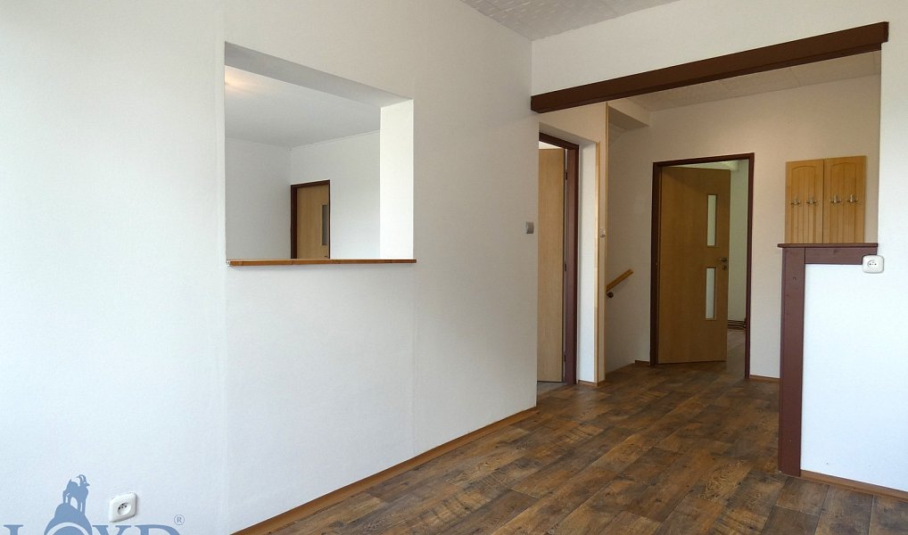 Prodej bytu 5+kk 144 m², Karlovy Vary – náhled fotky 15