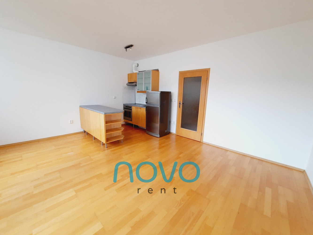 Pronájem bytu 3+kk 73 m² – fotografie 4