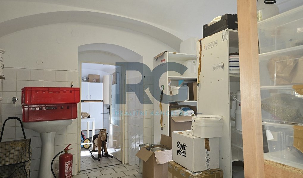 Pronájem obchodních prostor 120 m², Písek – náhled fotky 11
