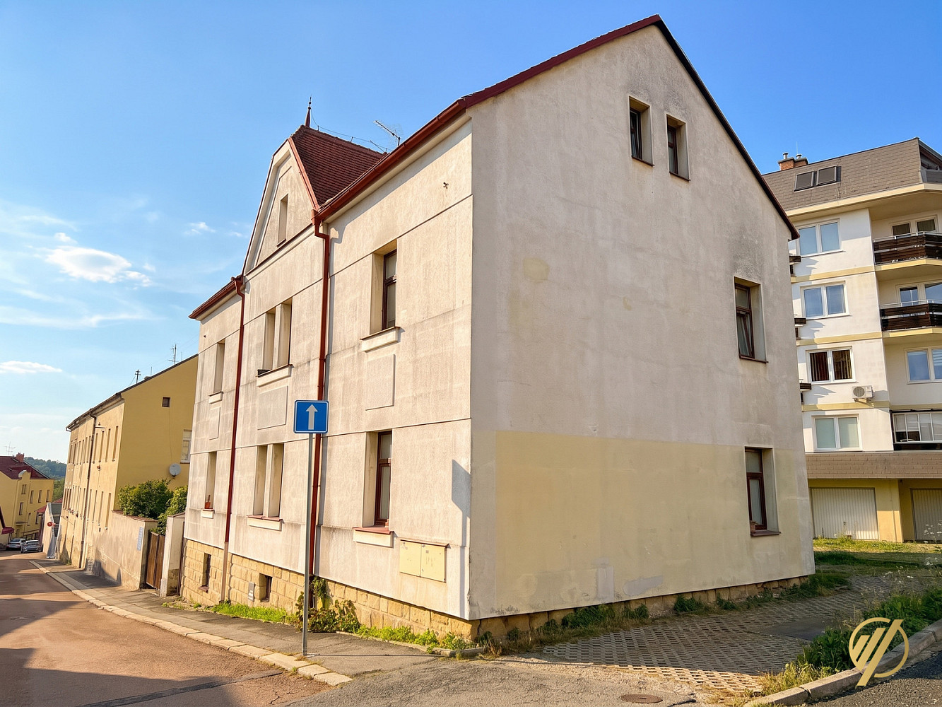 Prodej nájemního domu, činžáku 360 m² – fotografie 2