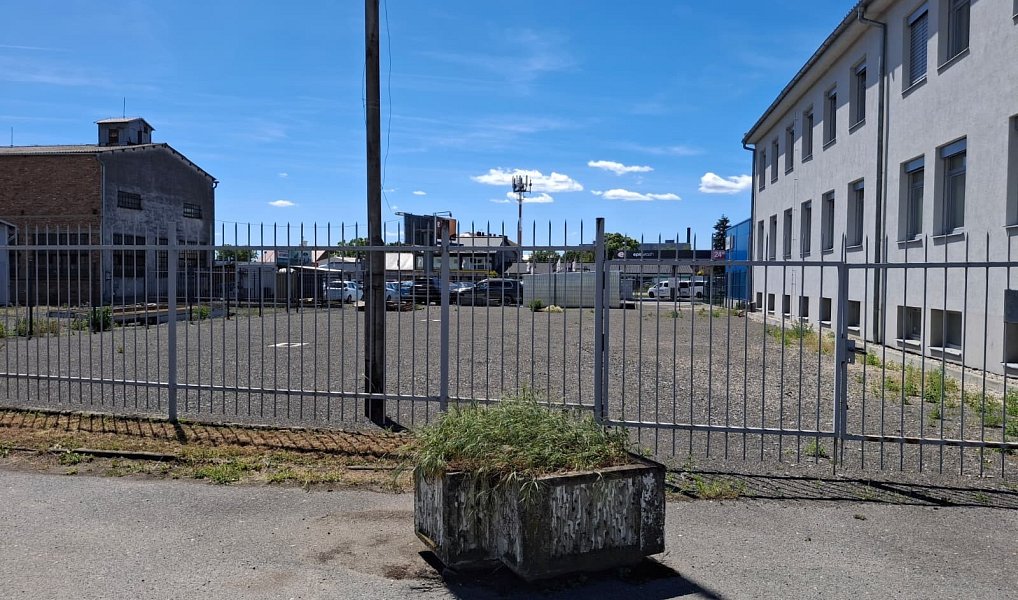 Pronájem komerčního pozemku 1 087 m², Olomouc – náhled fotky 3
