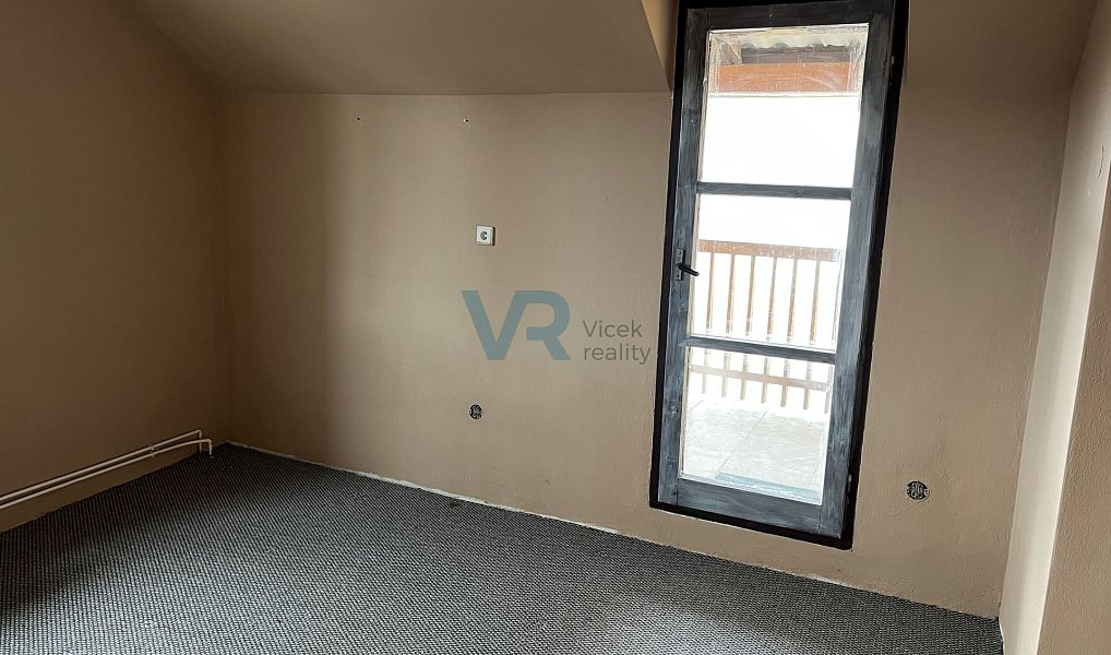 Prodej domu 150 m² s pozemkem 779 m², Planá – náhled fotky 37