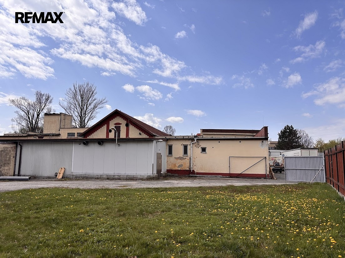 Pronájem skladovacích prostor 215 m² — photo 2