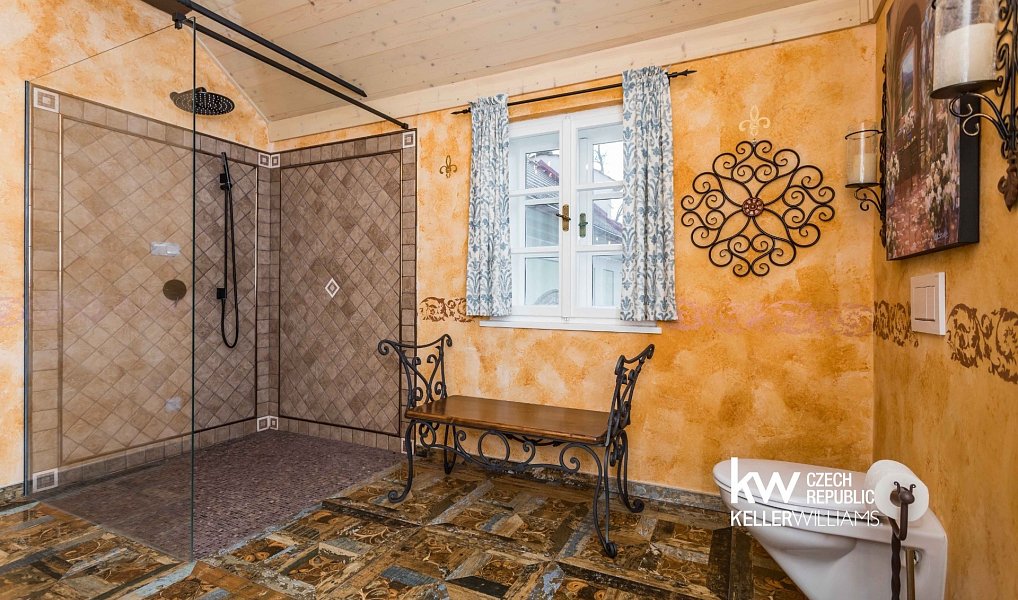 Prodej obchodních prostor 205 m², Zákupy – náhled fotky 21