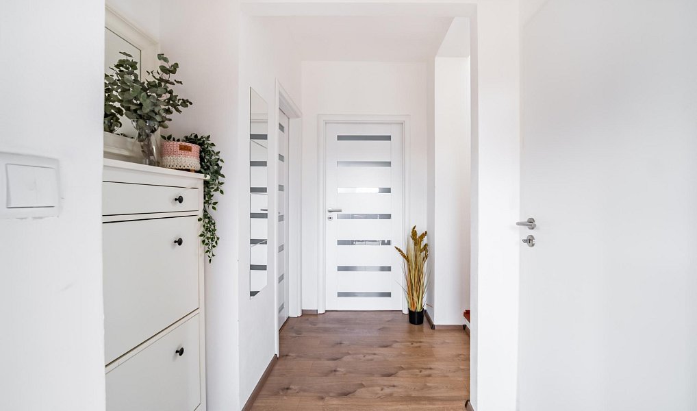Prodej domu 165 m² s pozemkem 735 m², Tehov – náhled fotky 11