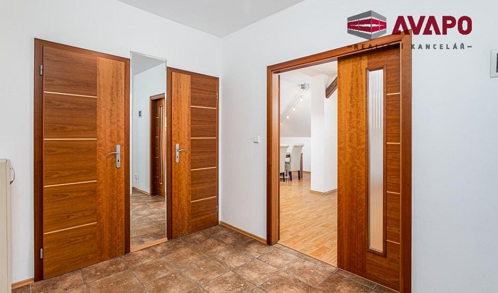 Pronájem bytu 3+1 97 m², Opava – náhled fotky 11