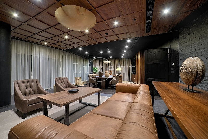 Pronájem kanceláře 1 520 m² – fotografie 2