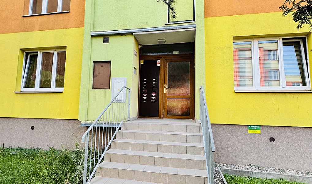 Pronájem bytu 1+1 35 m², Postoloprty – náhled fotky 2