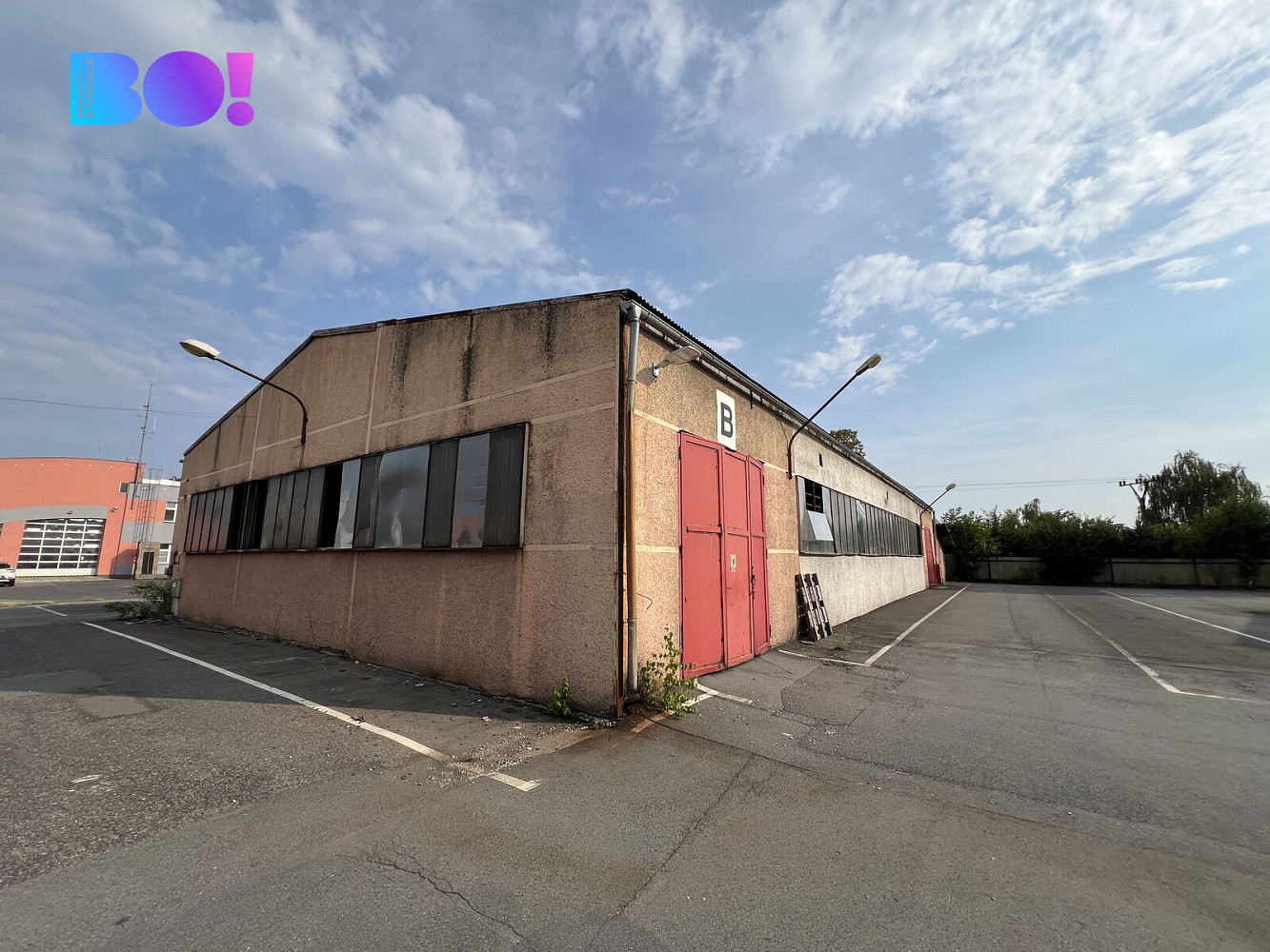 Pronájem skladovacích prostor 778 m²