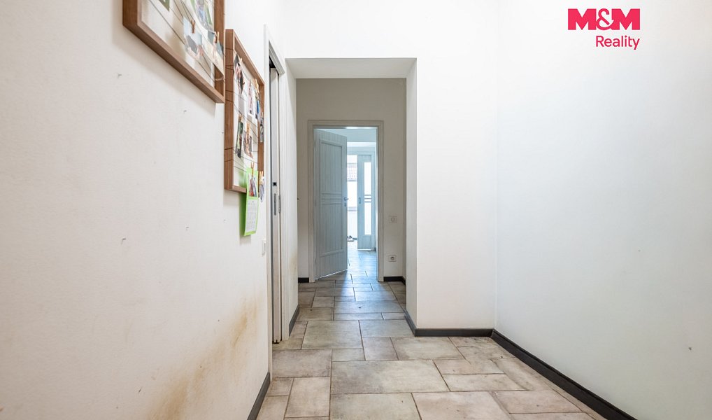 Prodej domu 429 m² s pozemkem 6 550 m², Jílovice – náhled fotky 28