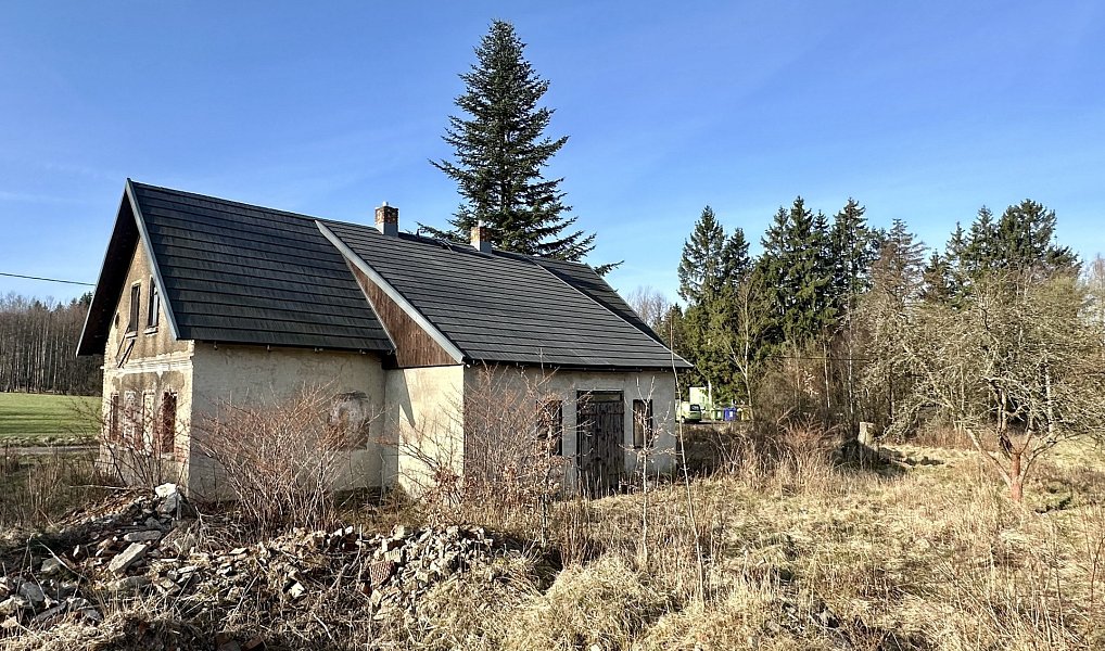 Prodej domu 173 m² s pozemkem 8 675 m², Staré Křečany – náhled fotky 4