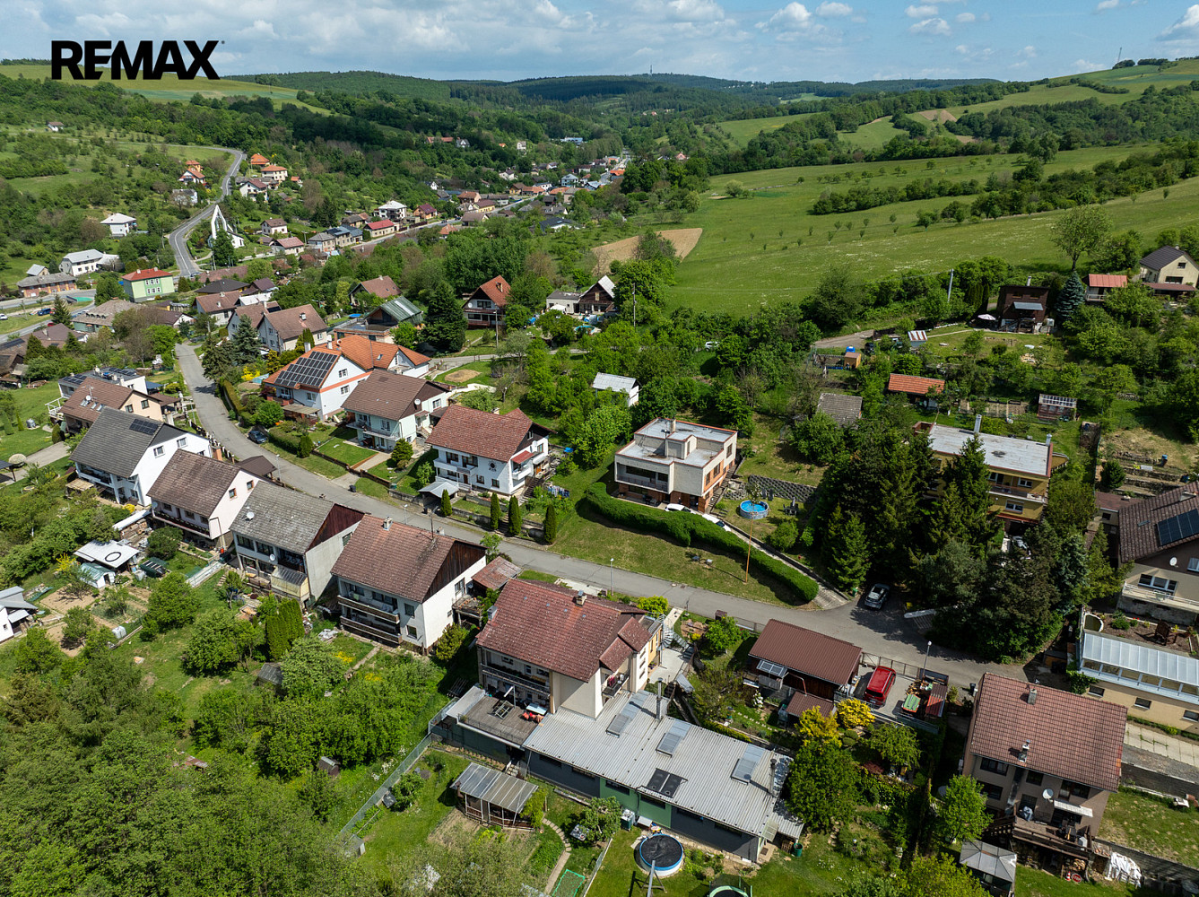 Prodej domu 310 m² s pozemkem 1 066 m² — photo 2