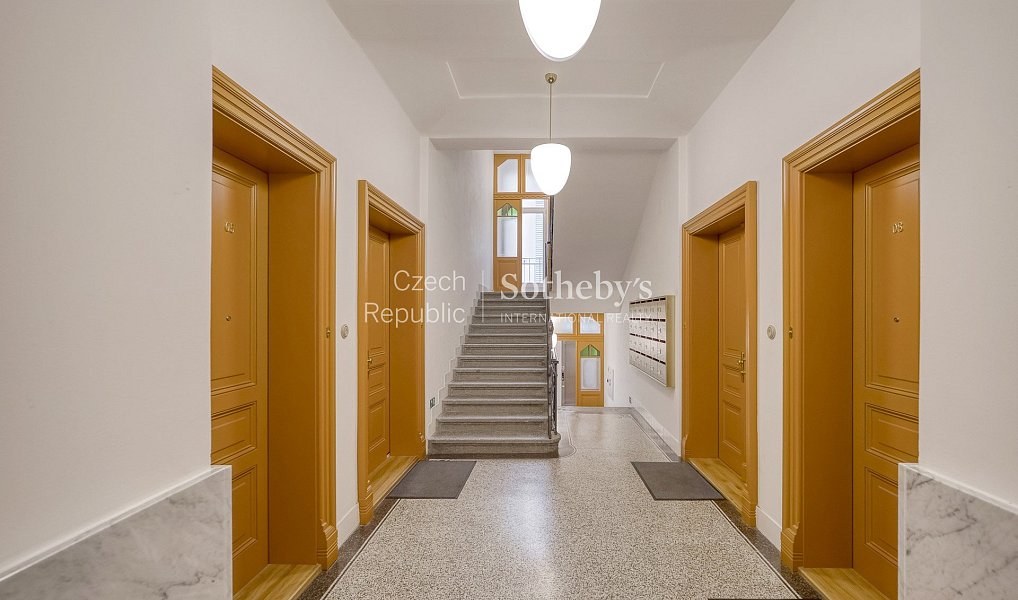 Prodej bytu 2+1 86 m², Praha – náhled fotky 15