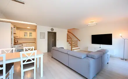 Pronájem domu 130 m² s pozemkem 229 m², Zápy, okres Praha-východ