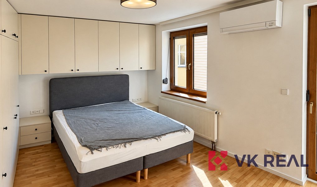 Pronájem bytu 2+kk 61 m², Praha – náhled fotky 6