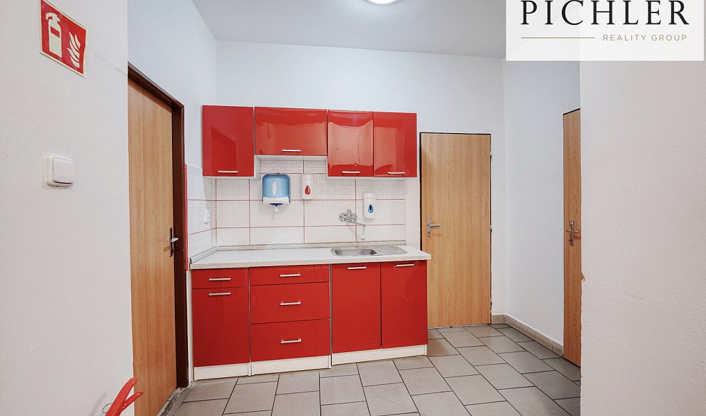 Pronájem kanceláře 255 m², Plzeň – náhled fotky 26