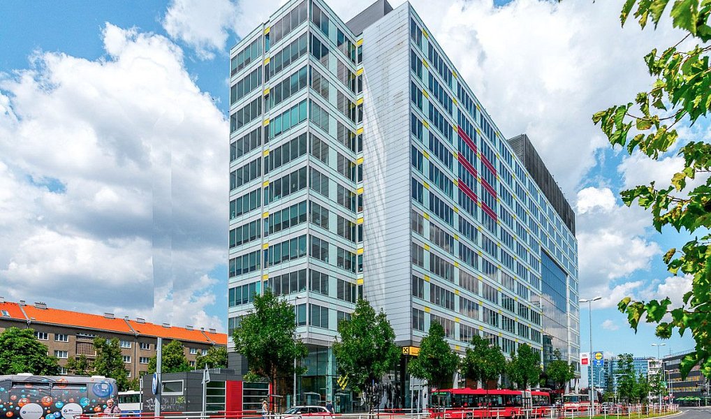 Pronájem kanceláře 463 m², Praha – fotka 1 z 10