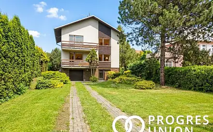 Prodej domu 200 m² s pozemkem 971 m², nábřeží Dukelských hrdinů, Rožnov pod Radhoštěm, okres Vsetín