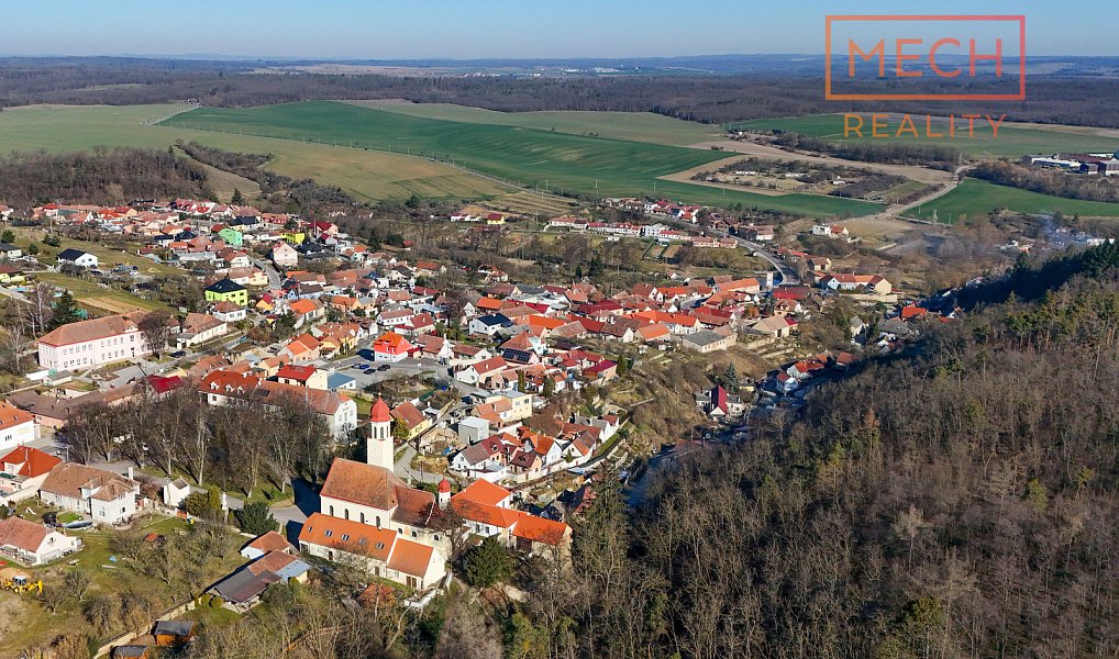Prodej domu 140 m² s pozemkem 1 444 m², Hluboké Mašůvky – náhled fotky 7