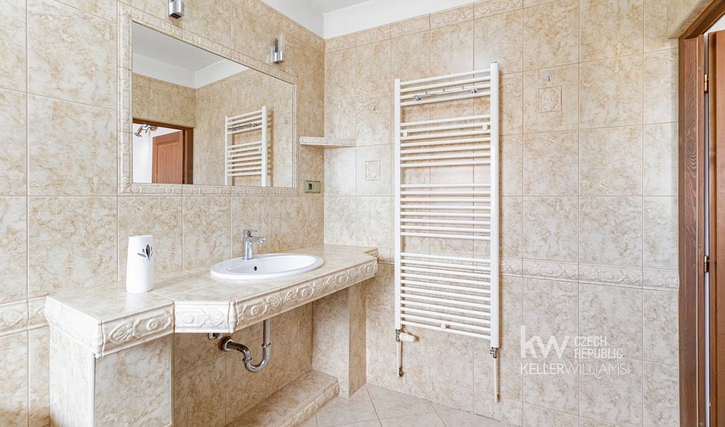 Prodej bytu 4+1 471 m², Nové Strašecí – náhled fotky 44